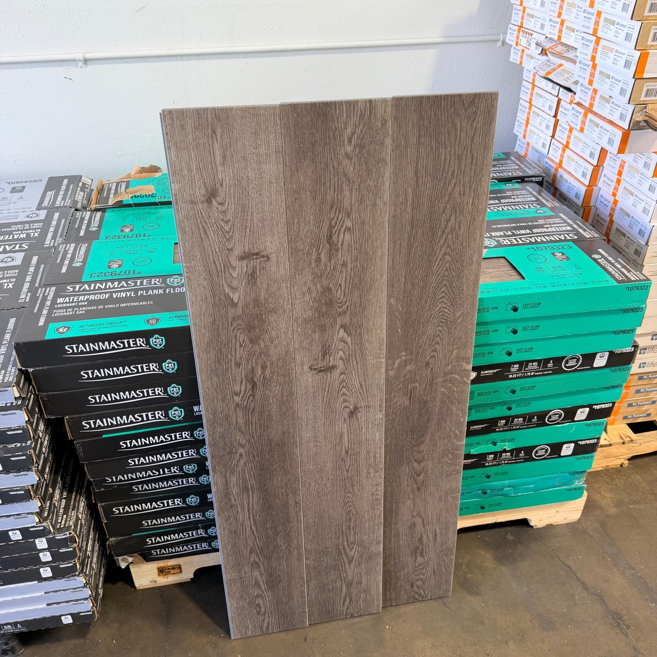 Stainmaster Lockhart Oak Waterproof Vinyl Plank